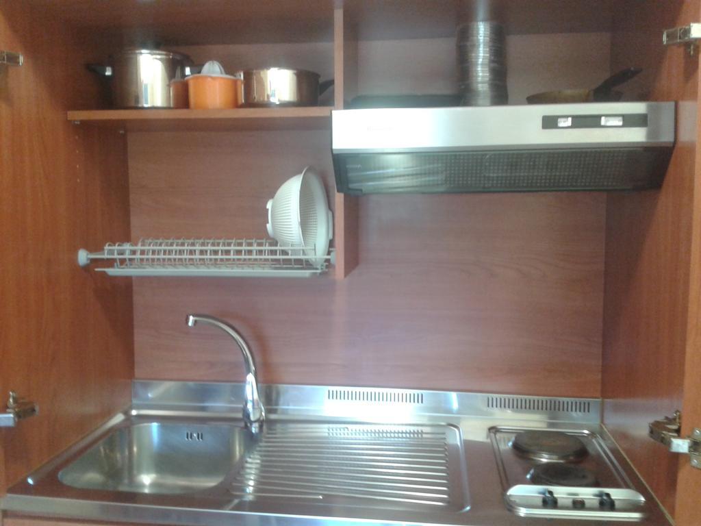 Apartamentos Fonda Finet Sant Felíu de Pallarols Rum bild